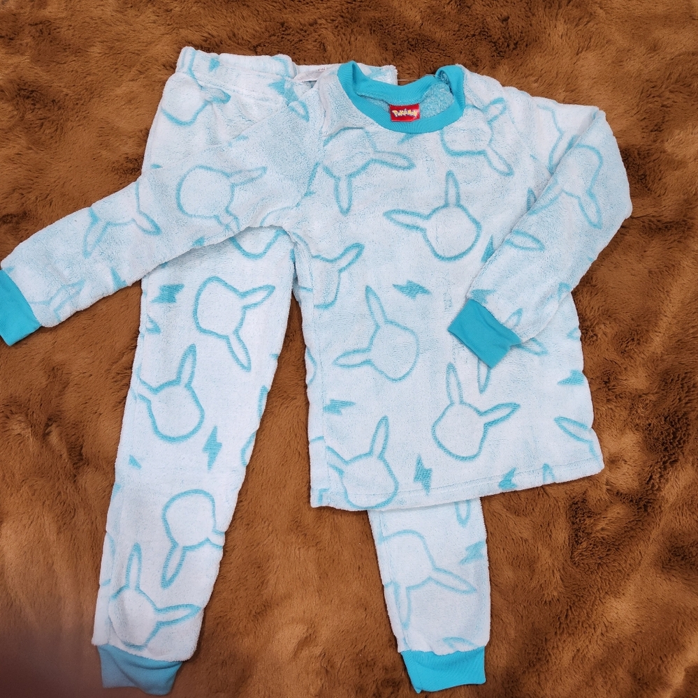 🆕️ Pokemon, Medium (8) Blue Cozy Pajama Set with Pickachu Print